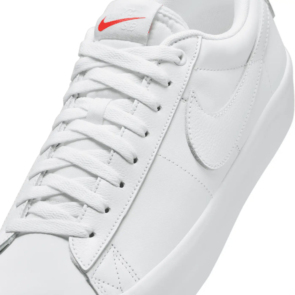 Nike SB Zoom Blazer Low Pro GT ISO Shoes - White / White - White - laces