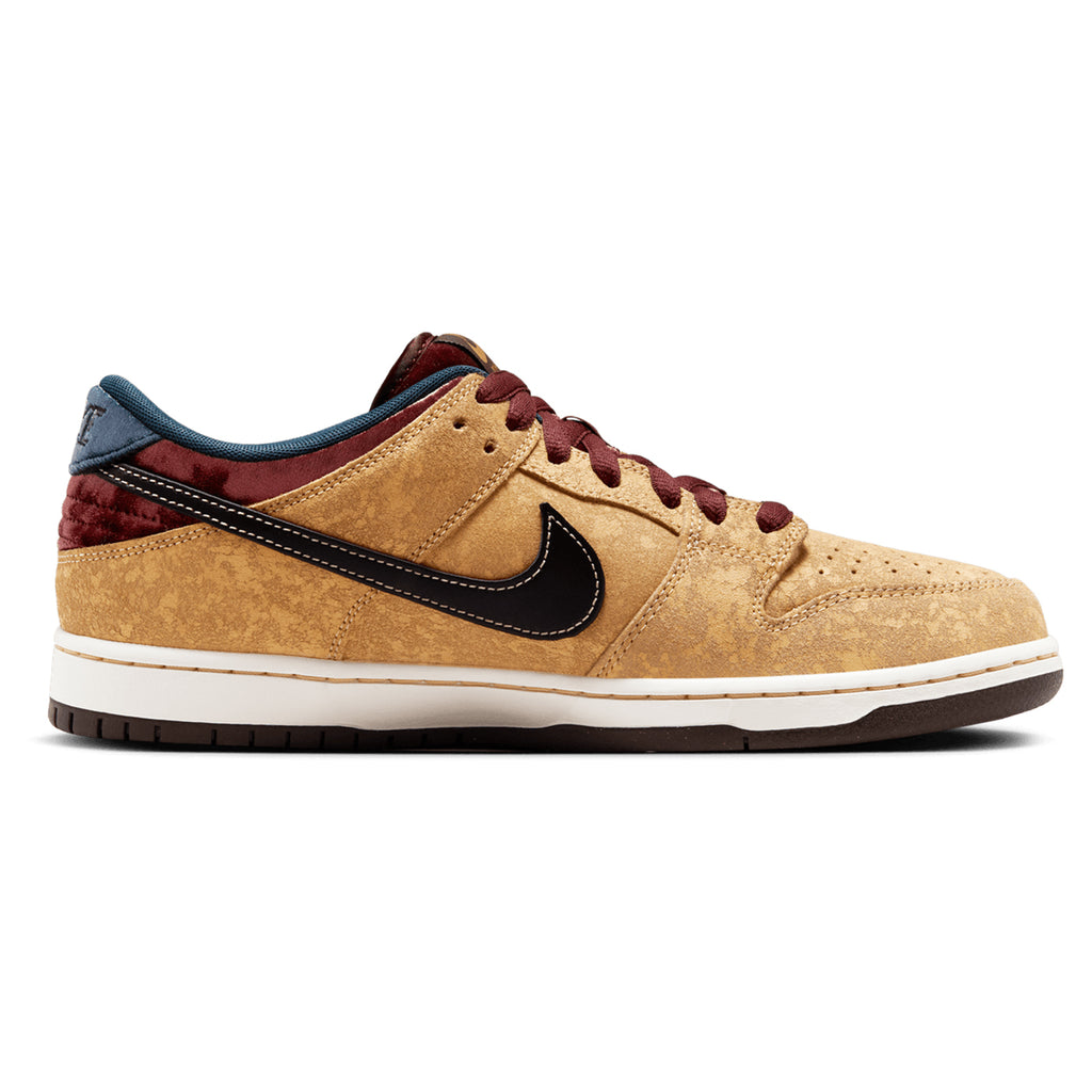 Nike SB Dunk Low Pro - Celestial Gold / Black - Dark Team Red - Inside