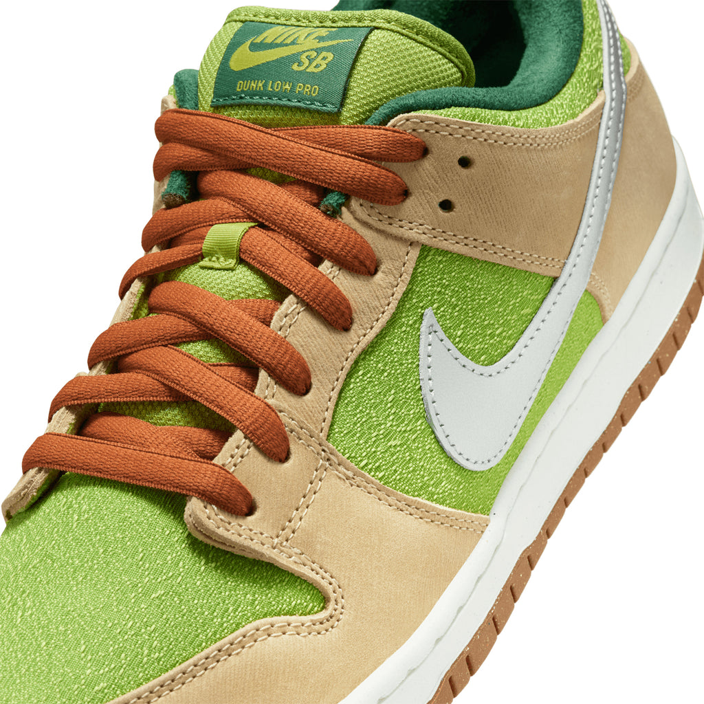 Nike SB Dunk Low Pro - Sesame / Metallic Silver - Pear - Fir