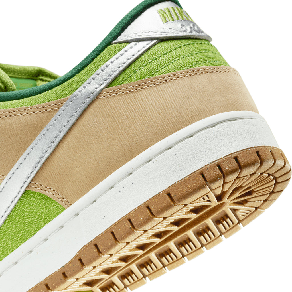 Nike SB Dunk Low Pro - Sesame / Metallic Silver - Pear - Fir