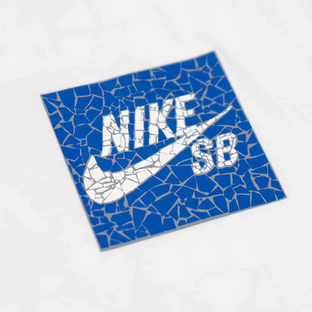 Nike SB Mosaic T Shirt - White - closeup2