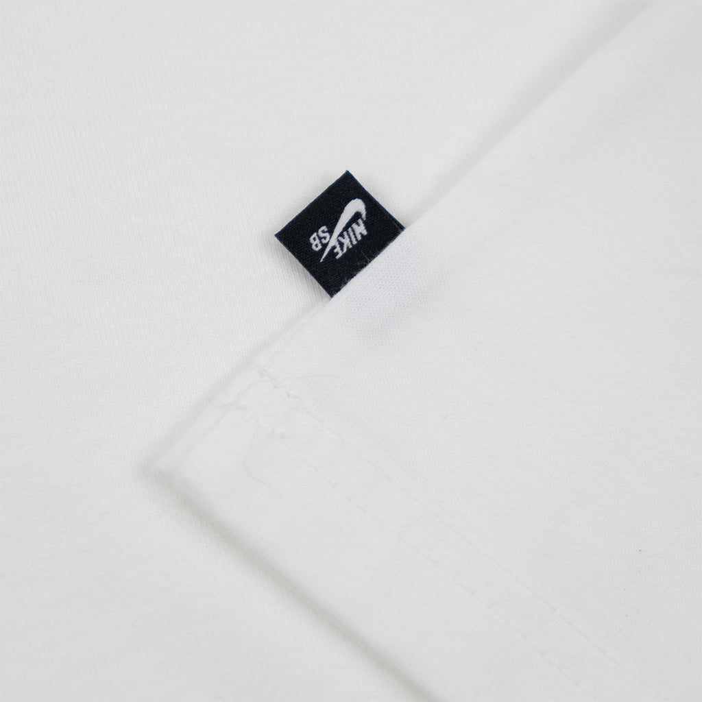 Nike SB Mosaic T Shirt - White - label