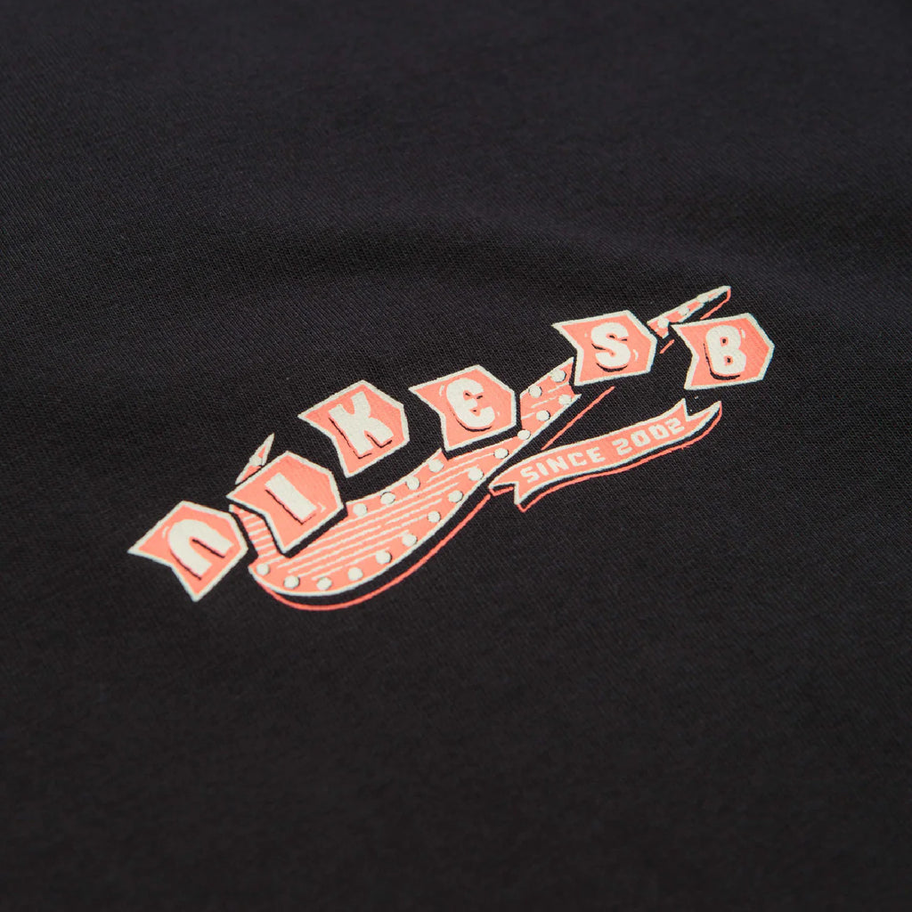 Nike SB Road Dogs T Shirt - Black - closeup