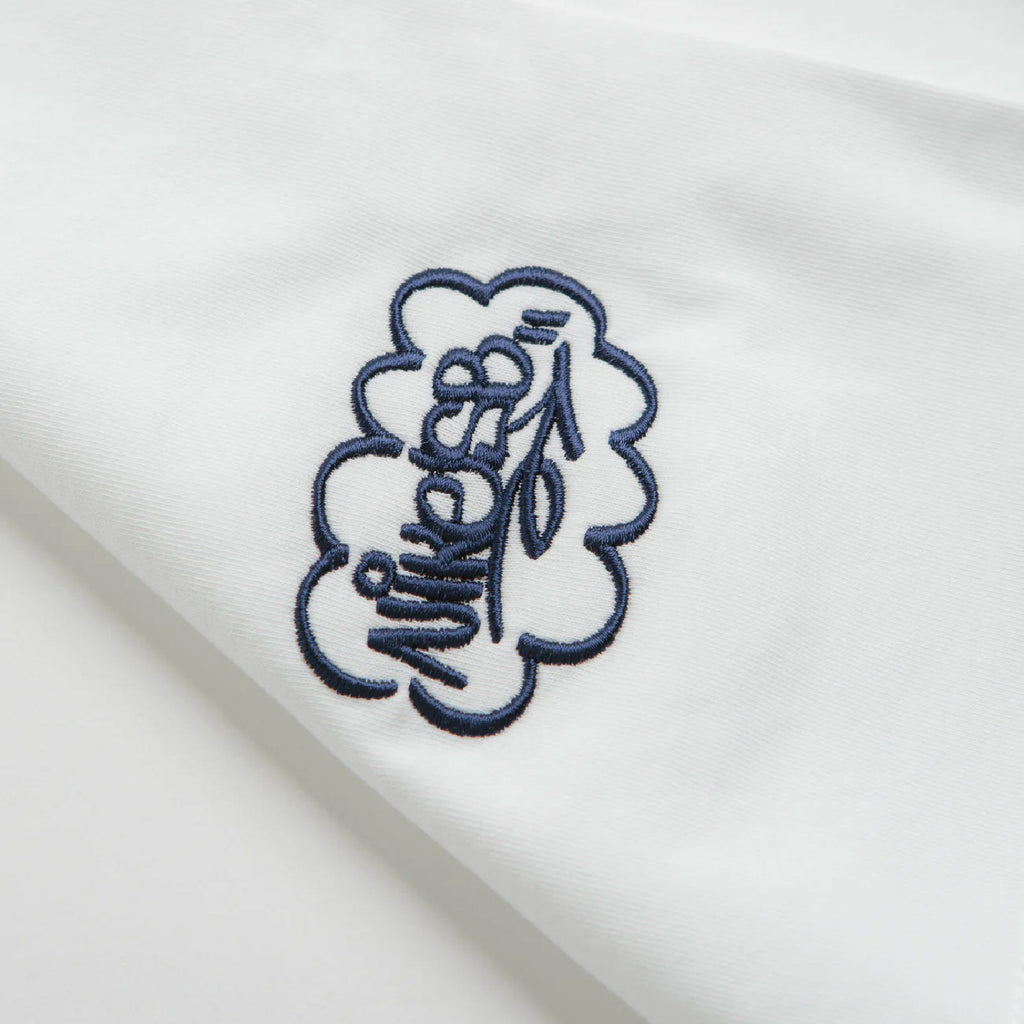 Nike SB Spray Can T Shirt - White - closeup2