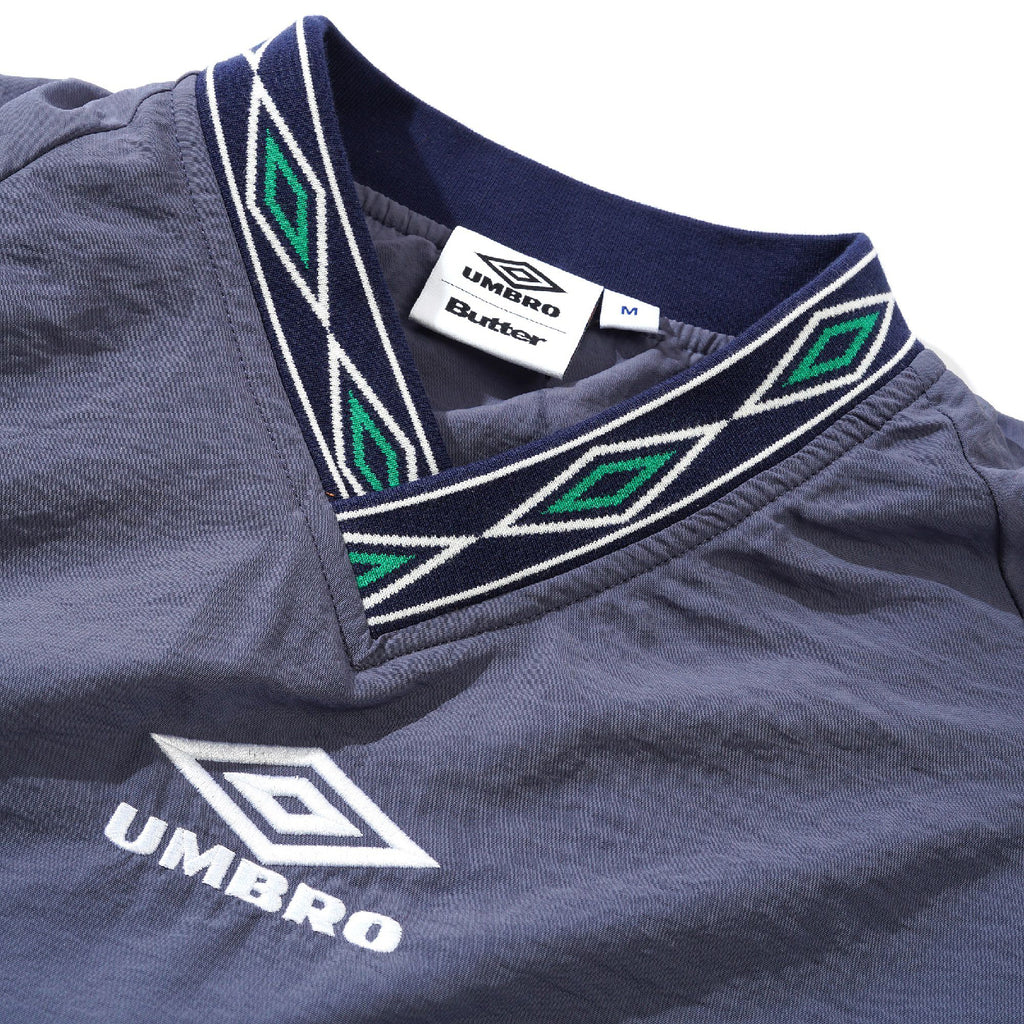 Butter Goods x UMBRO Training Pullover - Slate / Navy - collar